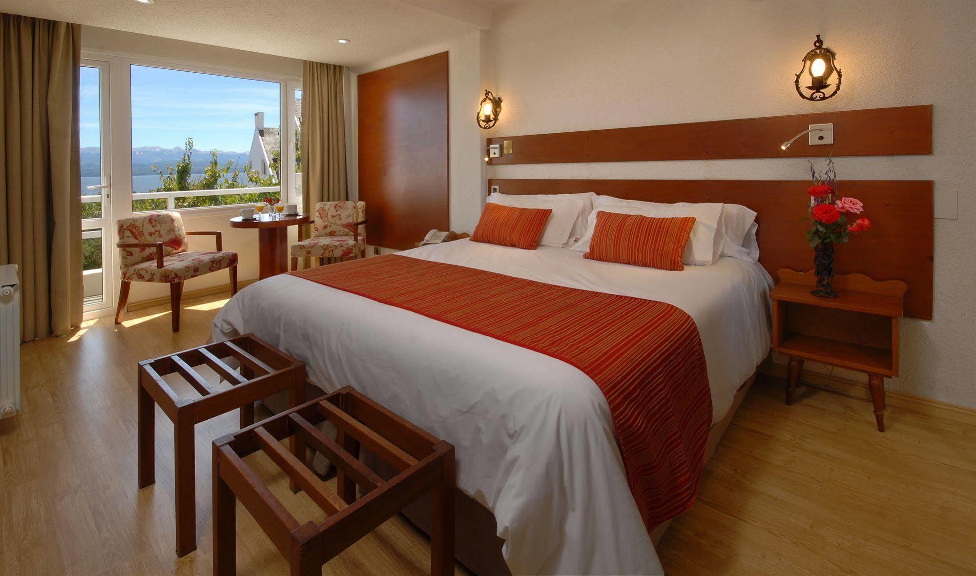 Hotel Tirol Сан Карлос де Барилоче Екстериор снимка